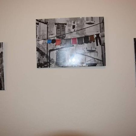 Laundry House Apartment Sinarades Bagian luar foto